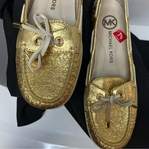 Michael Kors genuine gold leather size 7.5 brand new